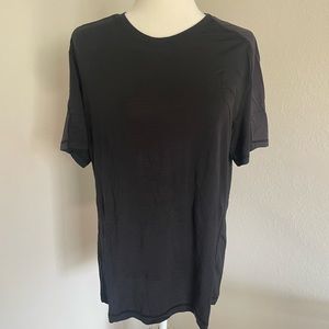 Lululemon shirt